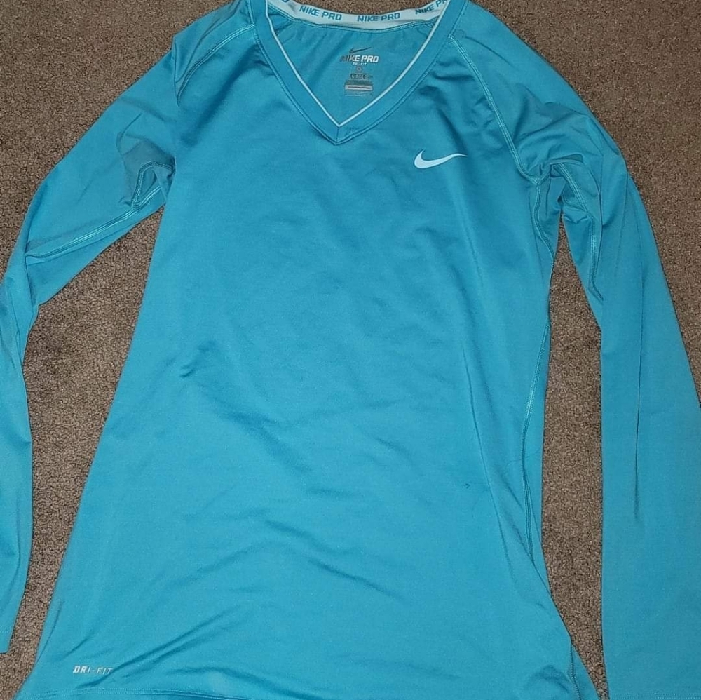 Nike Pro
